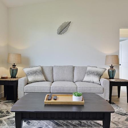Modern Upstairs Loft - Newly Renovated! Villa ซาเลม ภายนอก รูปภาพ